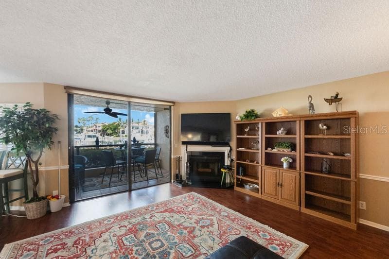 1060 PINELLAS BAYWAY S 103 photo 16