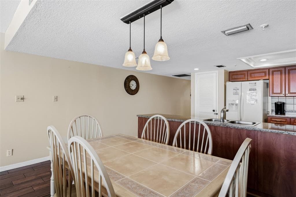 17200 GULF BOULEVARD 202 photo 13