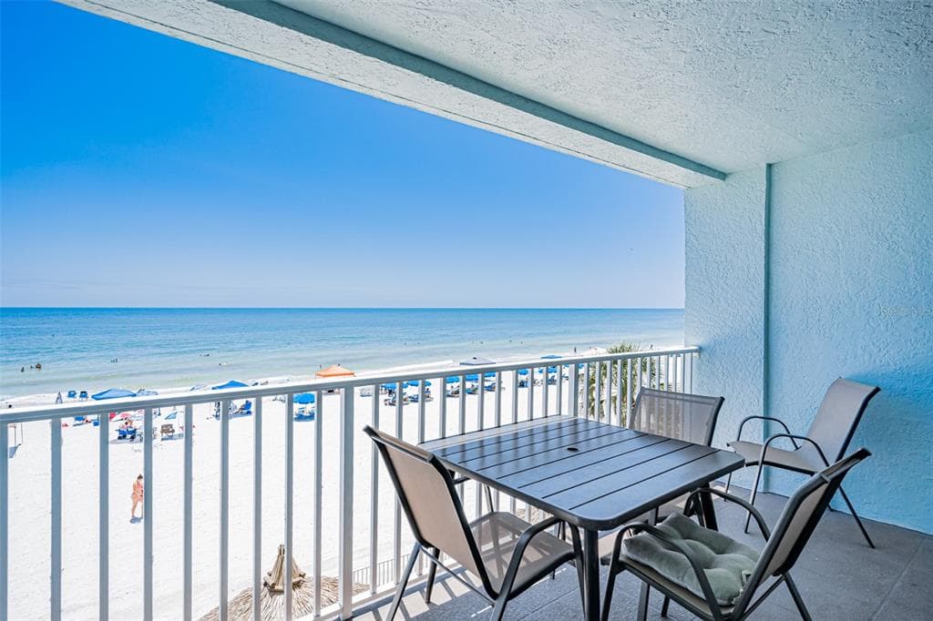 17200 GULF BOULEVARD 202 photo 5