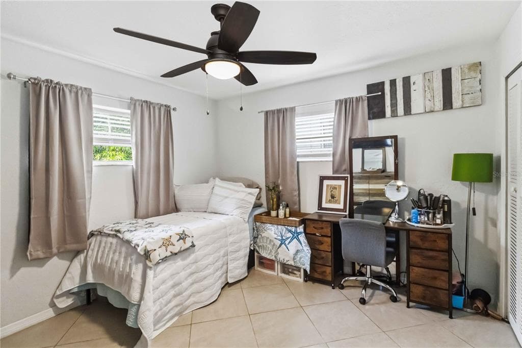 1004 SPINDLE PALM WAY photo 12