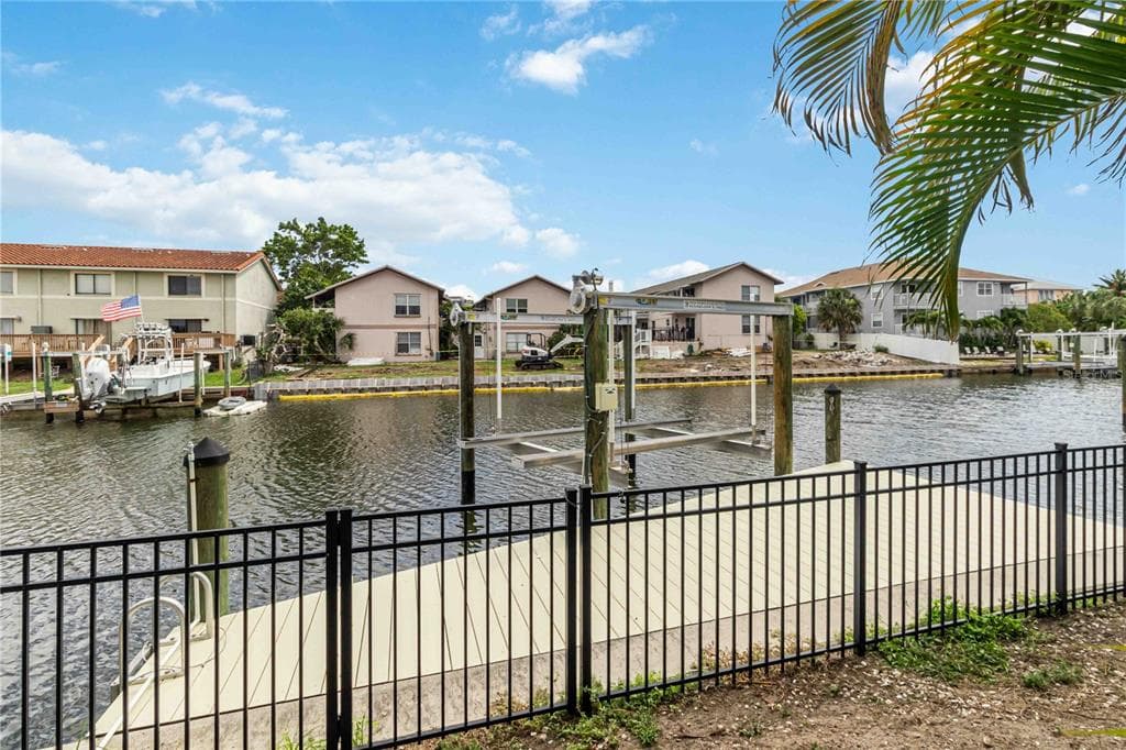 1004 SPINDLE PALM WAY 3