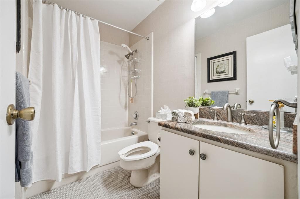 2600 LUCERNE PARK ROAD 521 photo 16