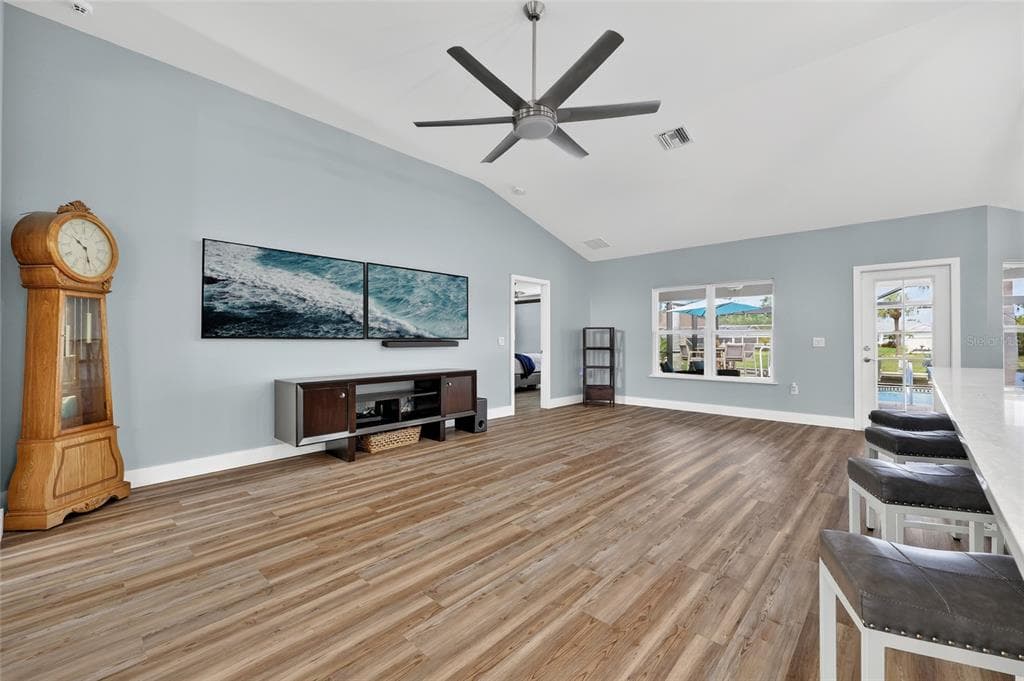 9276 MIAMI CIRCLE photo 8