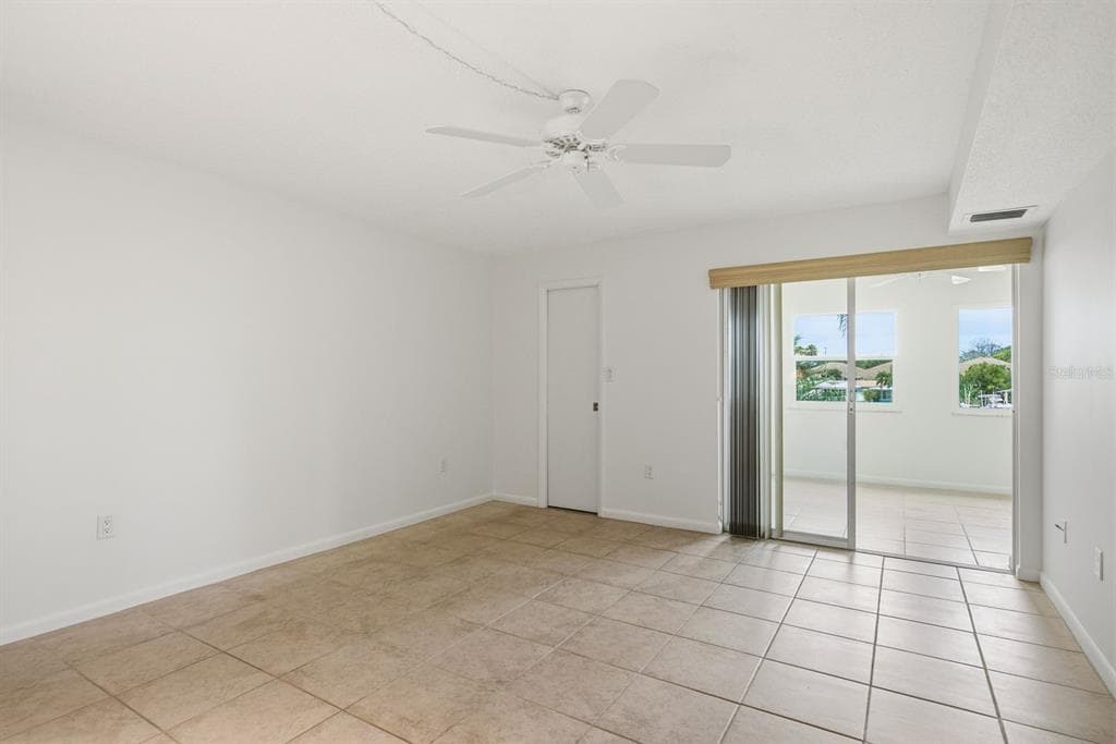 4678 MARINE PARKWAY 204 photo 22