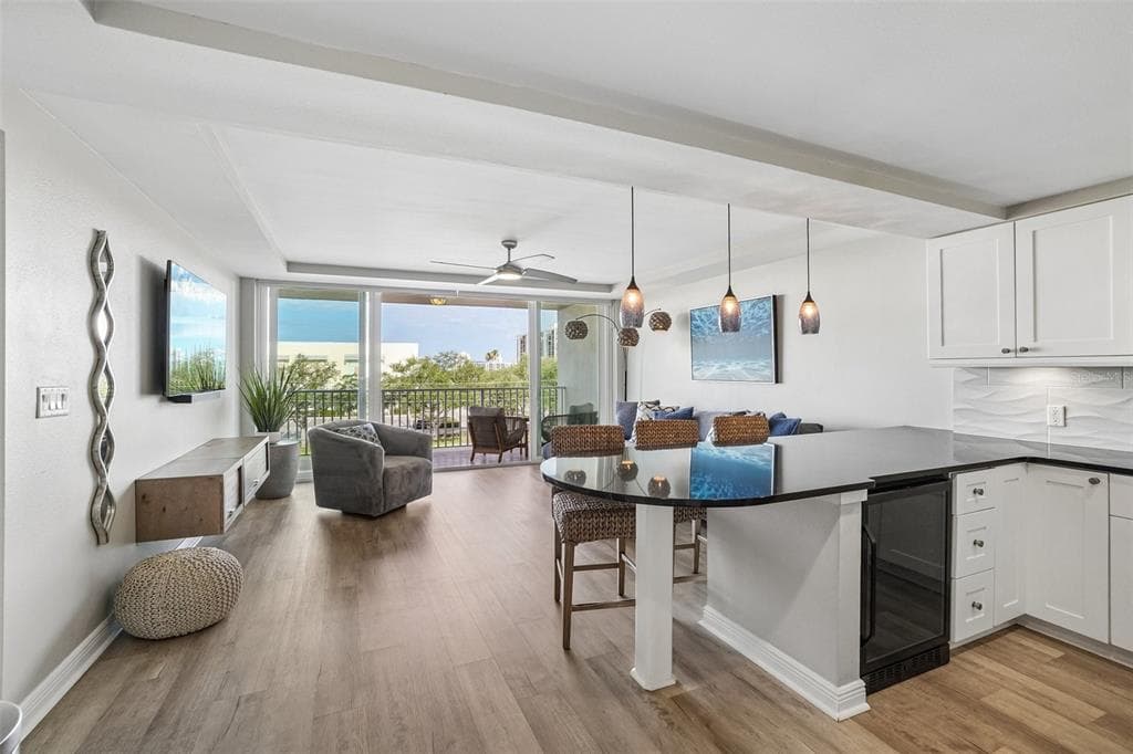223 ISLAND WAY #4C 2