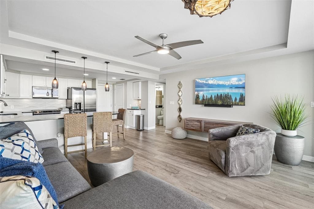 223 ISLAND WAY #4C 4