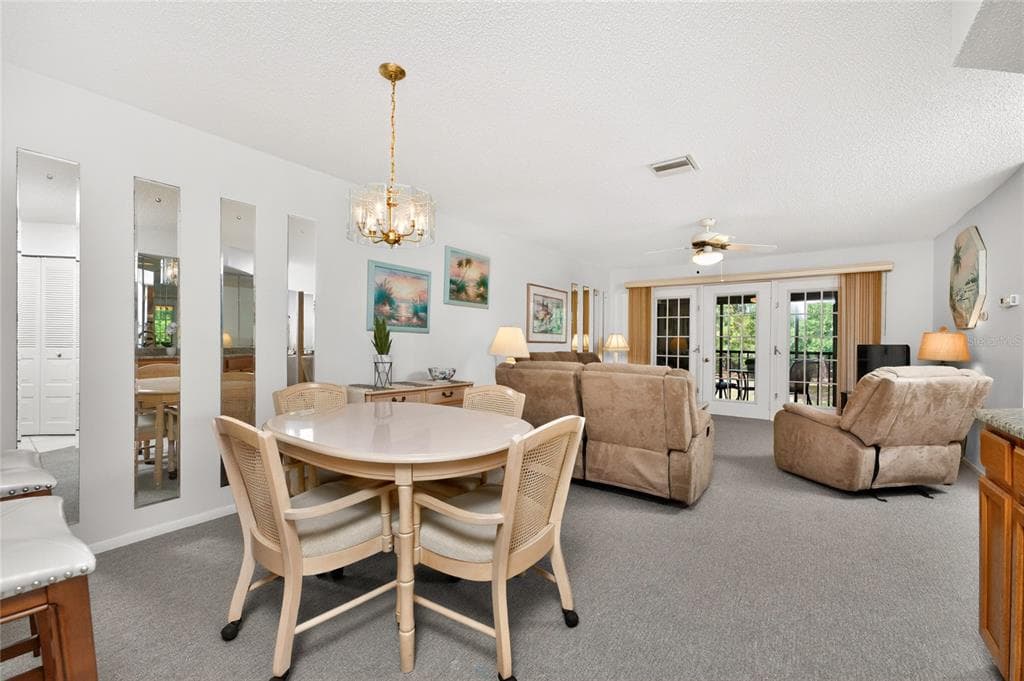118 PINE HOLLOW DRIVE 118 photo 17
