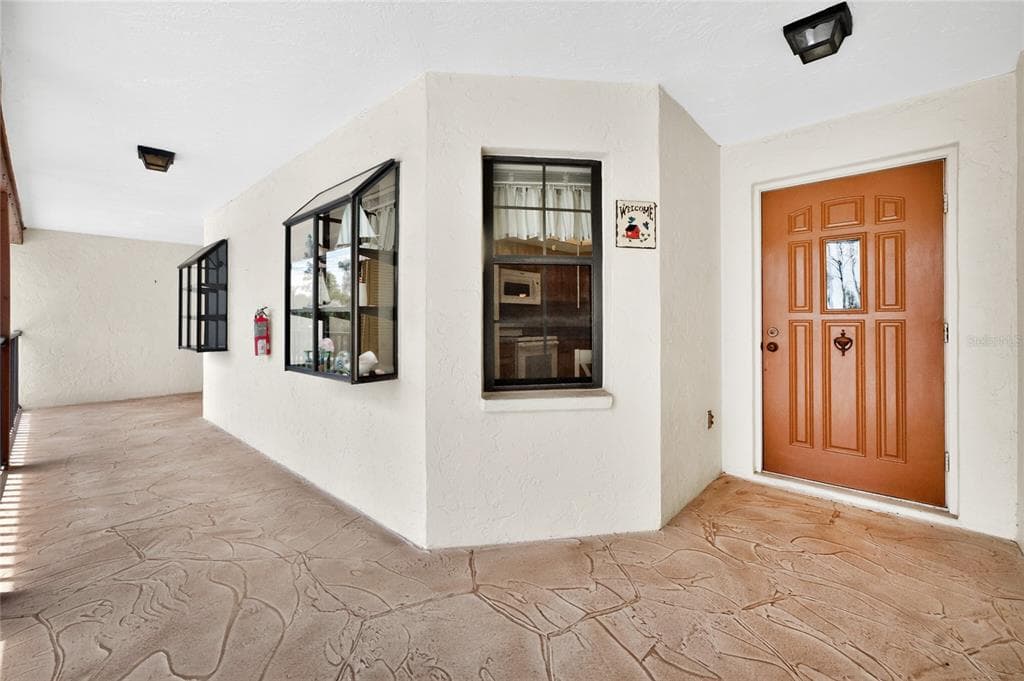 118 PINE HOLLOW DRIVE 118 photo 11