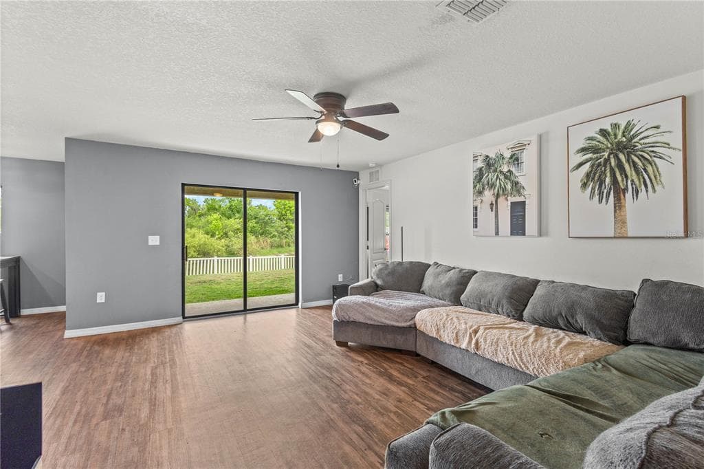 1731 CHATHAM GREEN CIRCLE photo 7