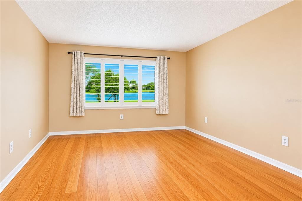 9425 ANDOVER CIRCLE photo 22