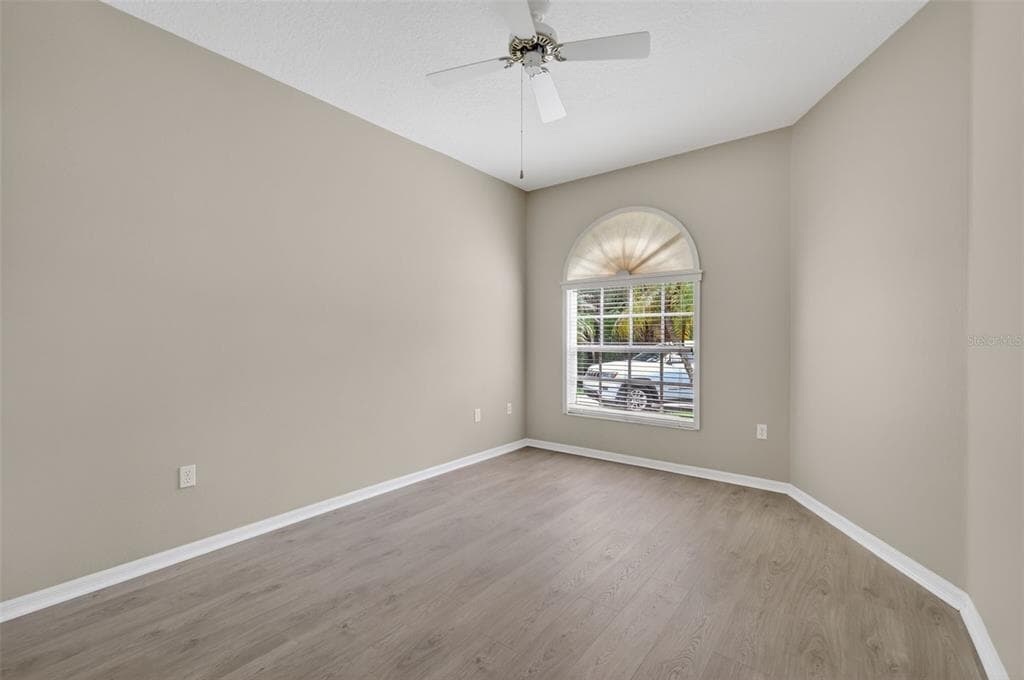 4856 WESTCHESTER COURT photo 18