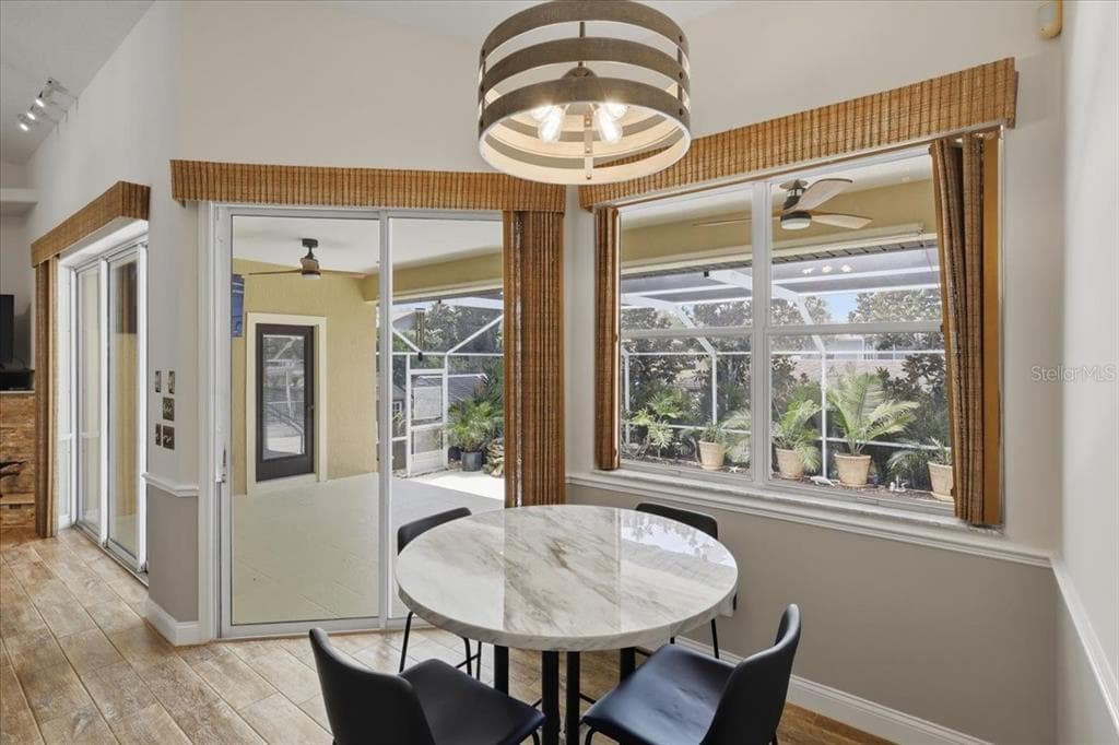 25 COTTONWOOD COURT photo 12