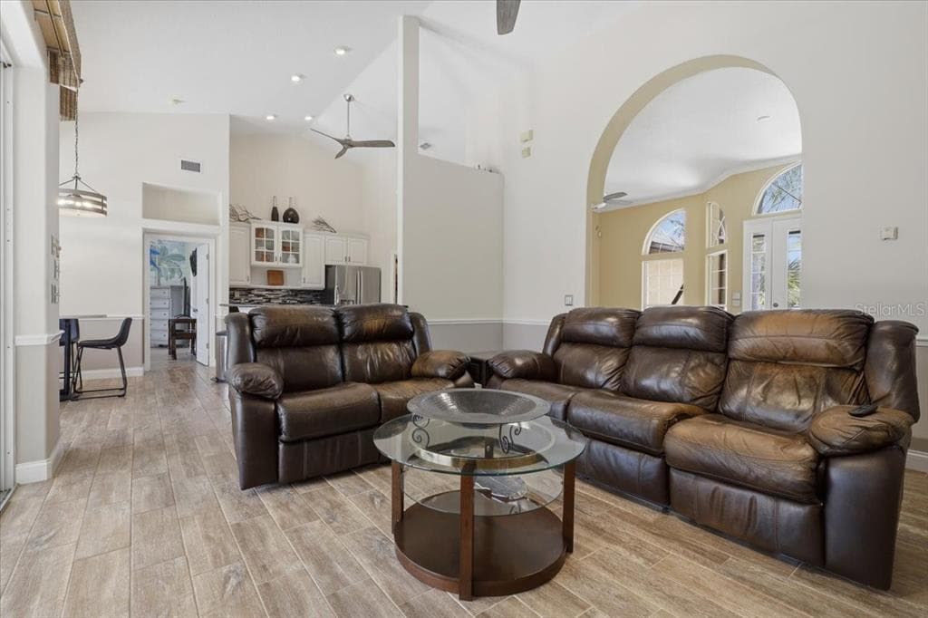 25 COTTONWOOD COURT photo 14