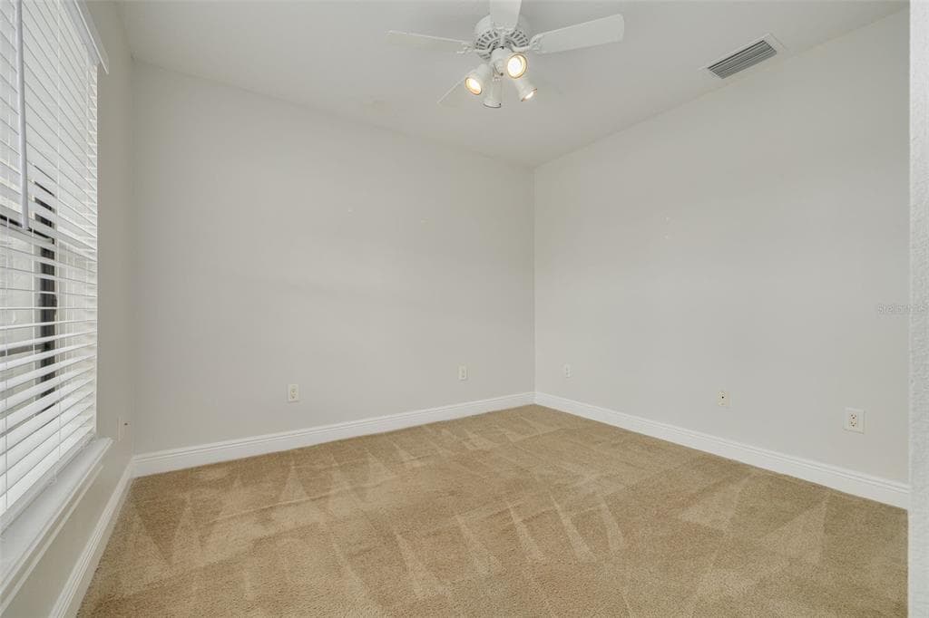 616 YARDARM DRIVE #8 5