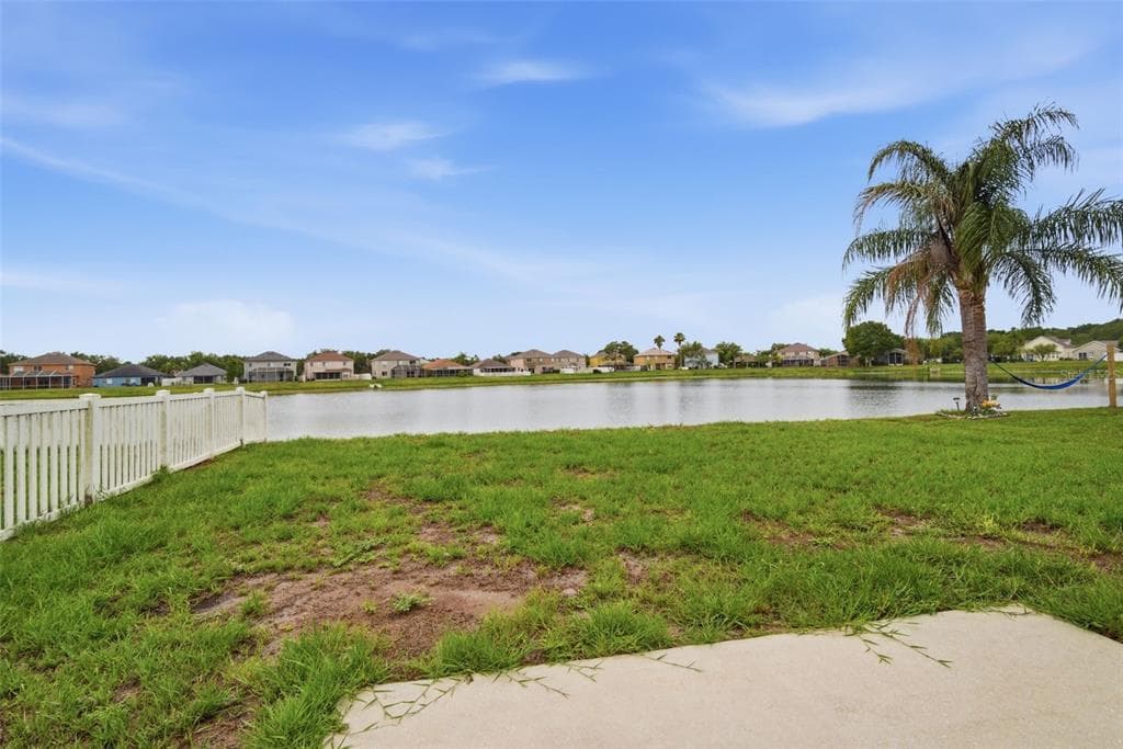 10604 LAKESIDE VISTA DRIVE photo 13