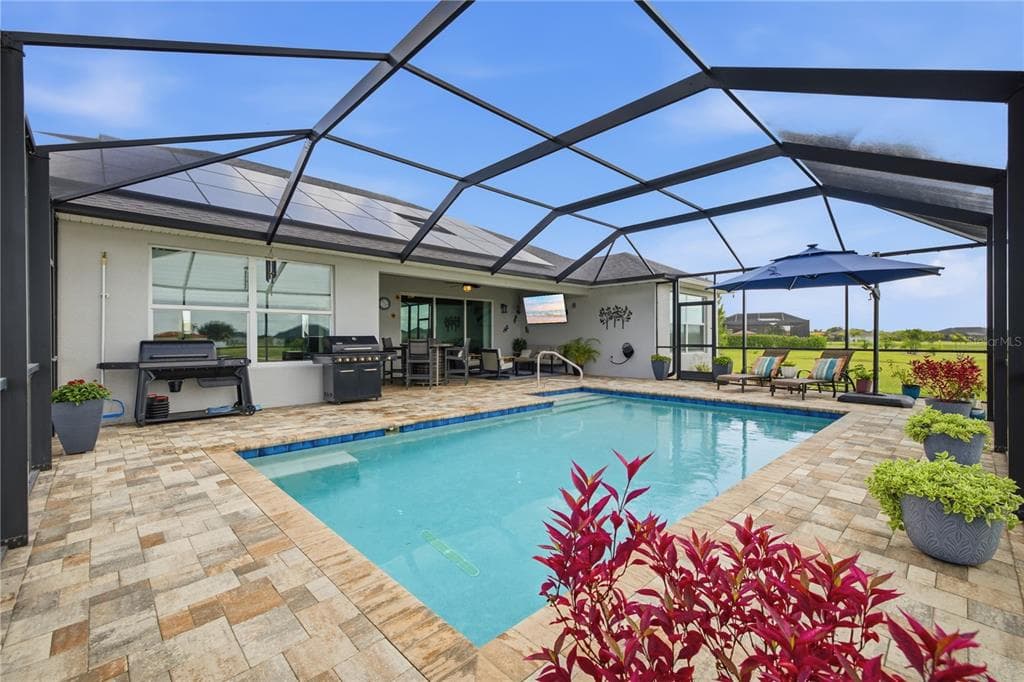 5315 SAN REMO CIRCLE photo 2
