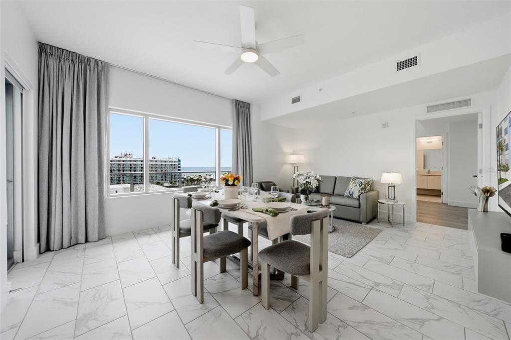 411 E SHORE DRIVE #713 4