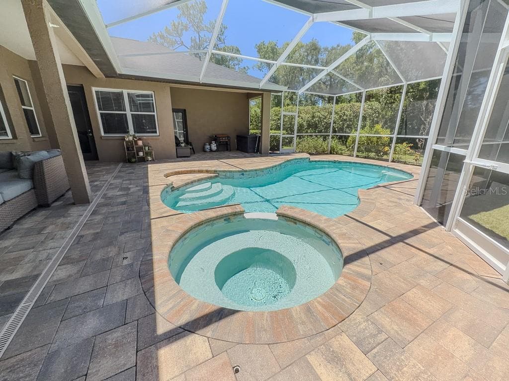 5852 CACHETTE DE RIVIERA COURT 3