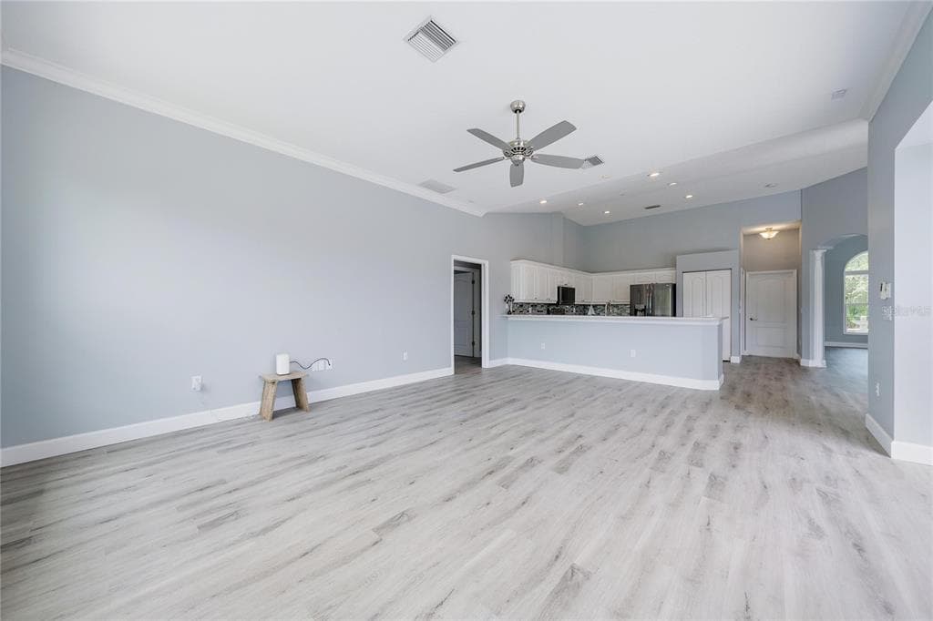 1052 EPPINGER DRIVE photo 22