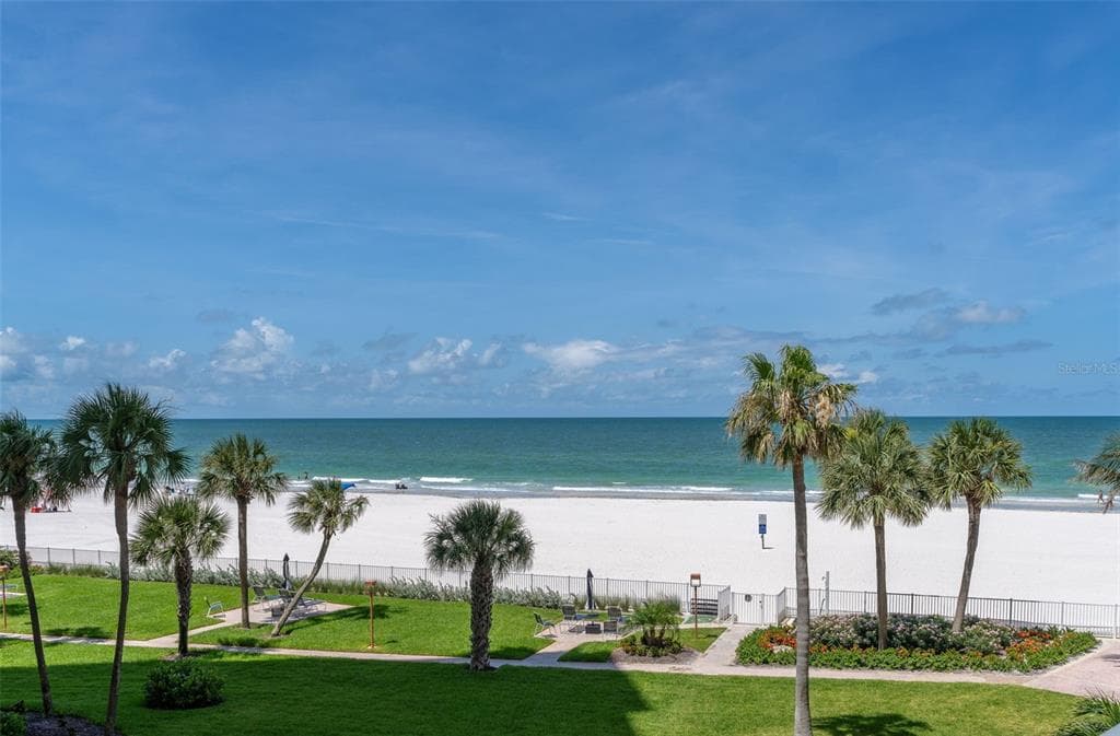 17920 GULF BOULEVARD 302 photo 24