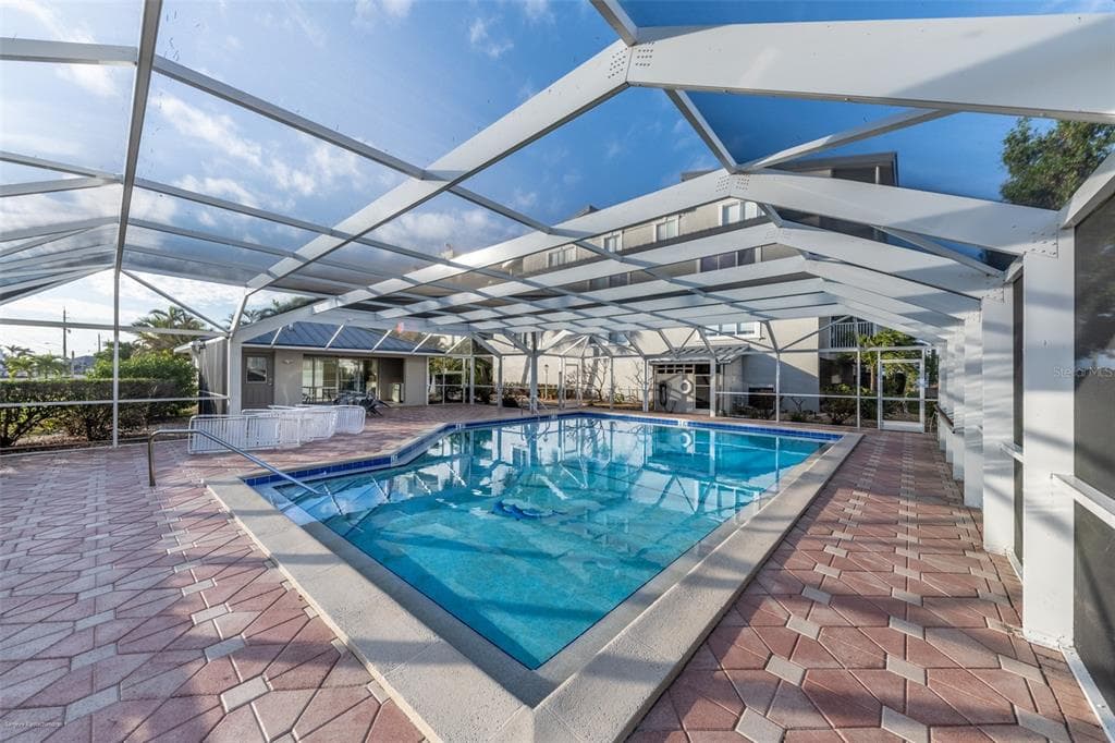 1477 PARK BEACH CIRCLE 11 photo 12