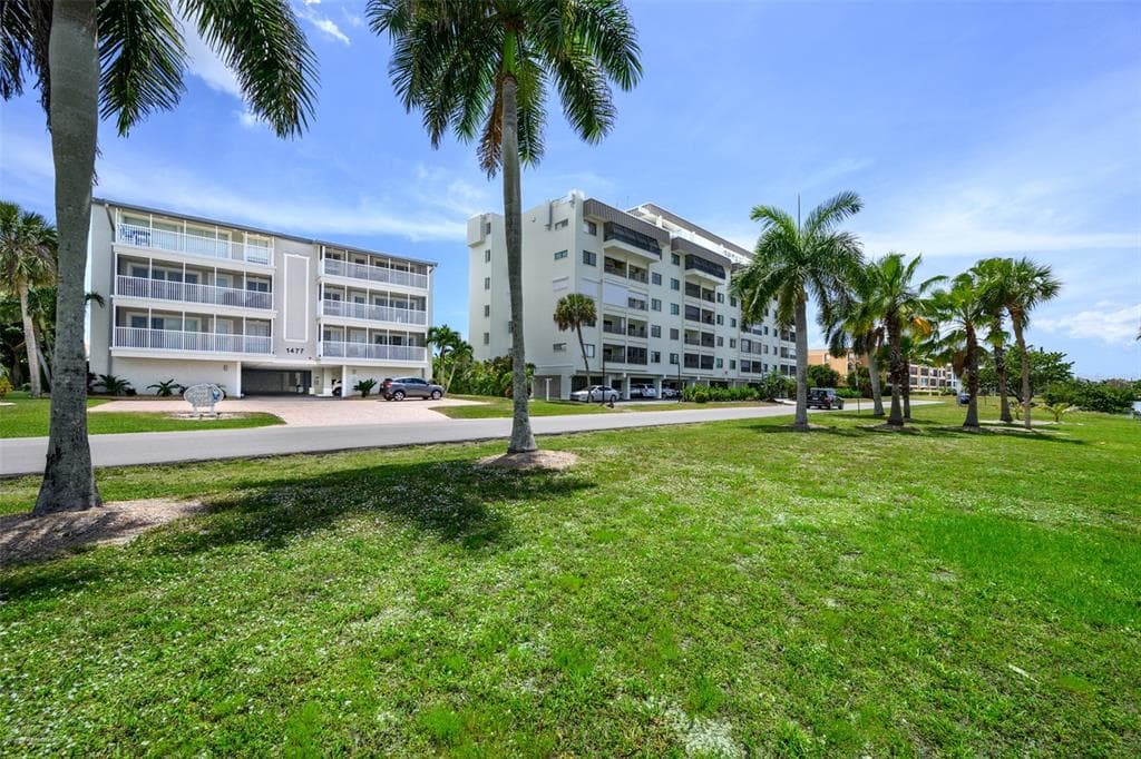 1477 PARK BEACH CIRCLE 11 photo 7
