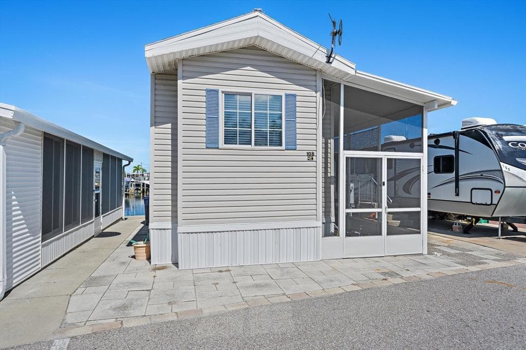 108 BAHIA DRIVE 3