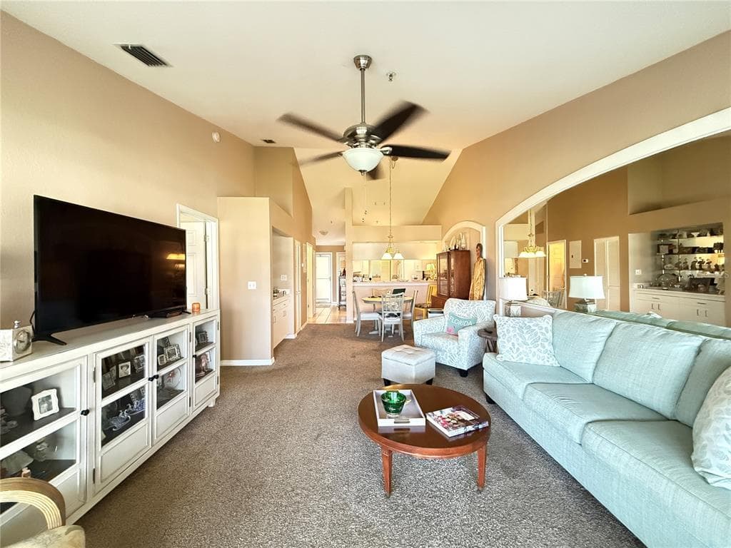 407 BOUCHELLE DRIVE 303 photo 6