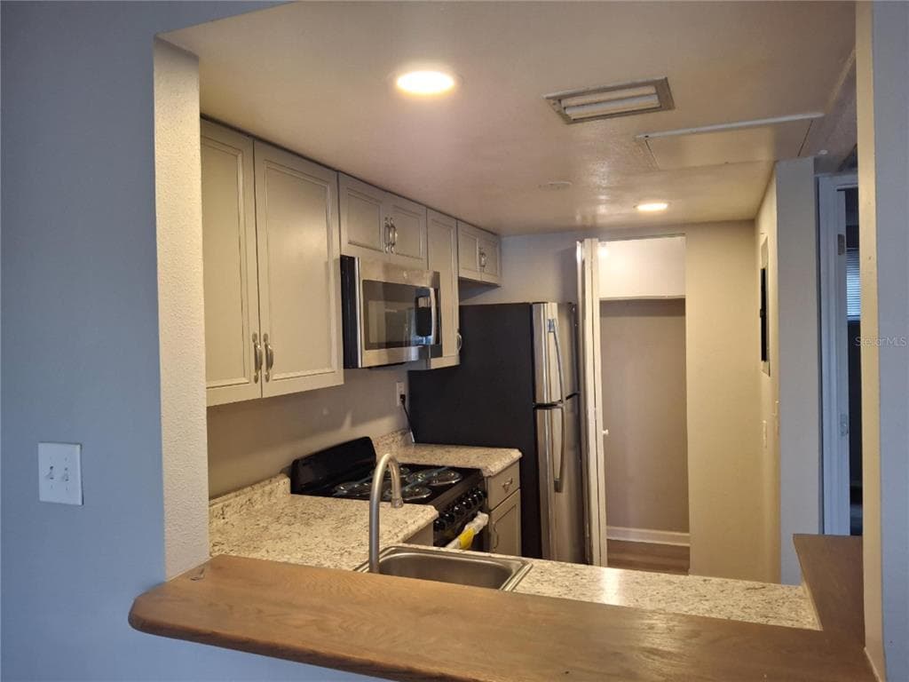 622 ORANGE DRIVE 232 photo 14
