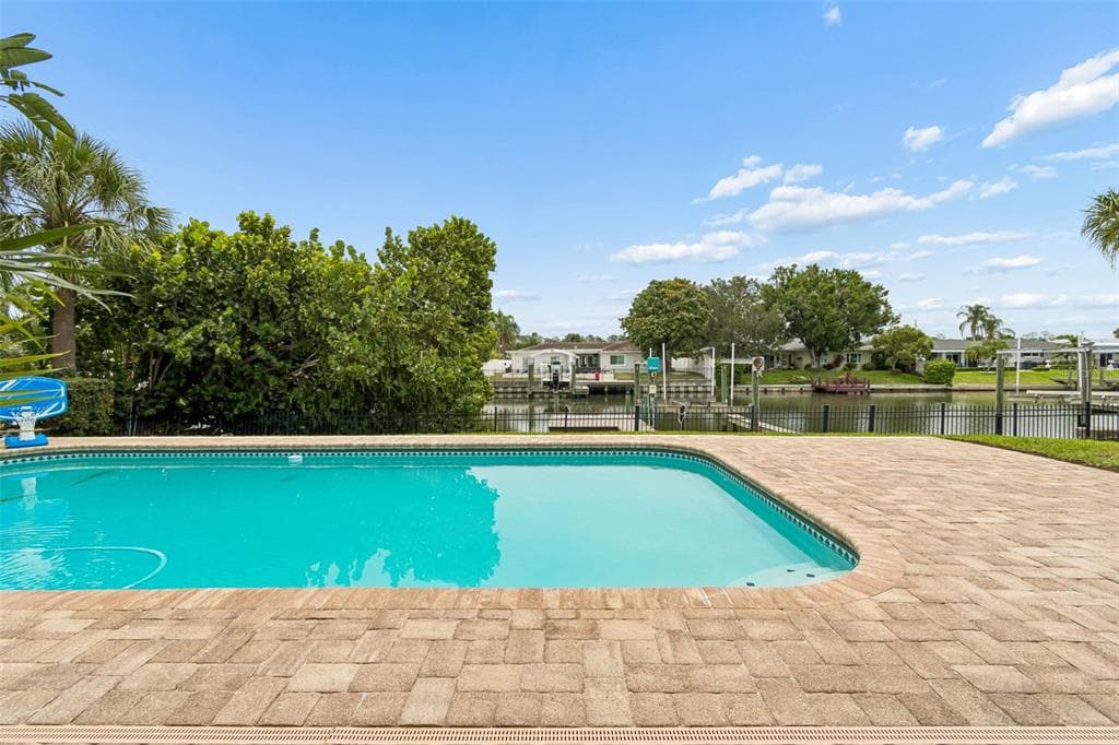 3941 E EDEN ROC CIRCLE 3