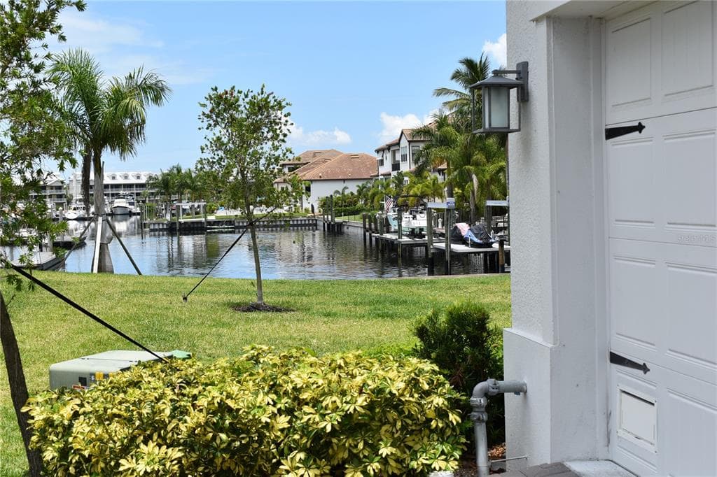 3027 BERMUDA SLOOP CIRCLE 3