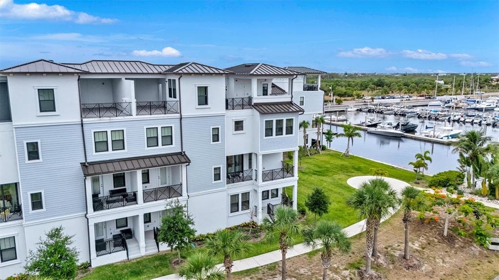 3027 BERMUDA SLOOP CIRCLE 5
