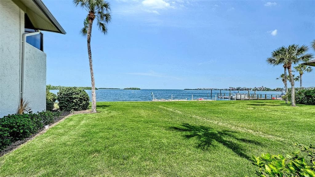 4234 GULF OF MEXICO DRIVE M1 photo 21