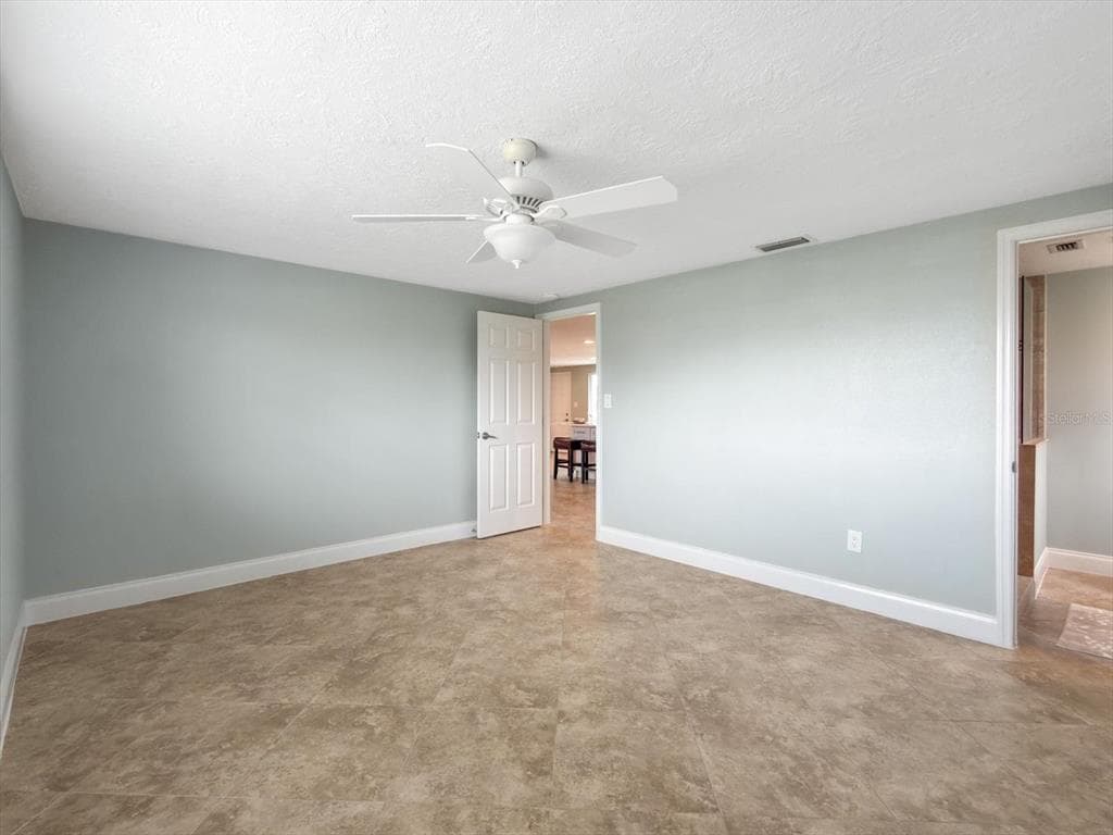 5008 DORY DRIVE photo 23