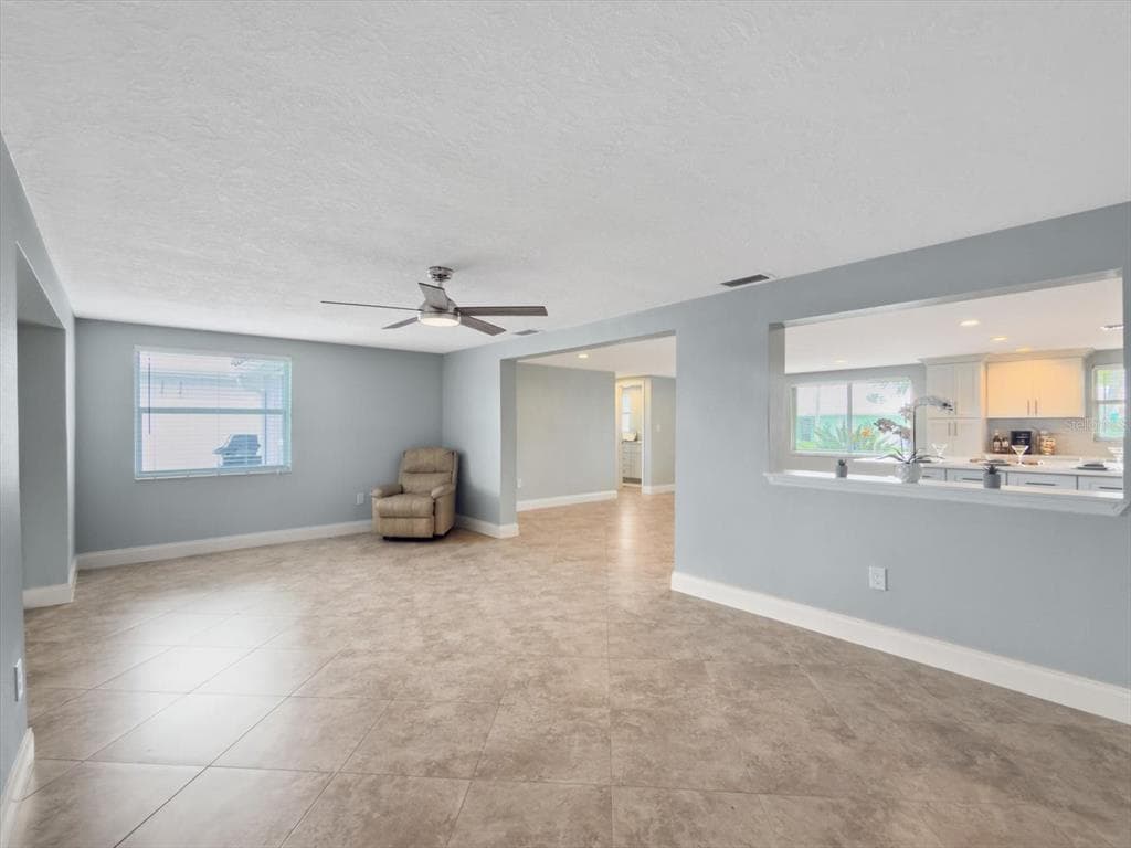 5008 DORY DRIVE photo 10