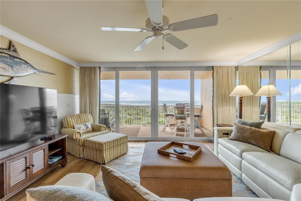 257 MINORCA BEACH WAY 406 photo 16