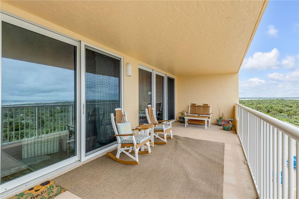 257 MINORCA BEACH WAY 406 photo 19