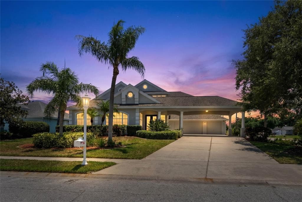 4306 BARRACUDA DRIVE 4