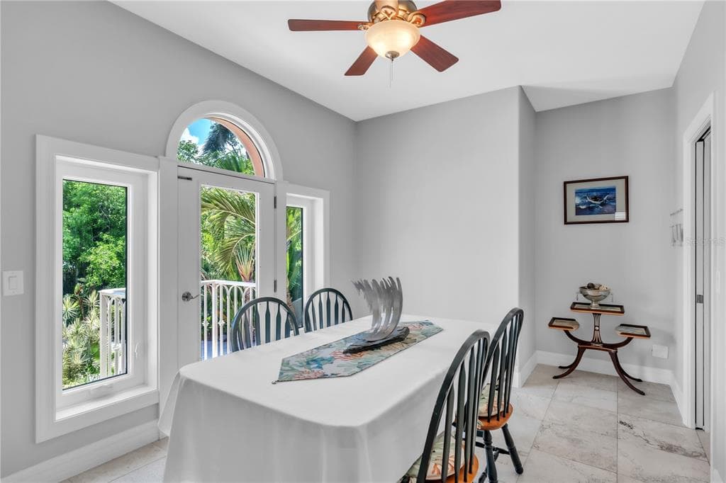 1508 BOWLEES COVE photo 12