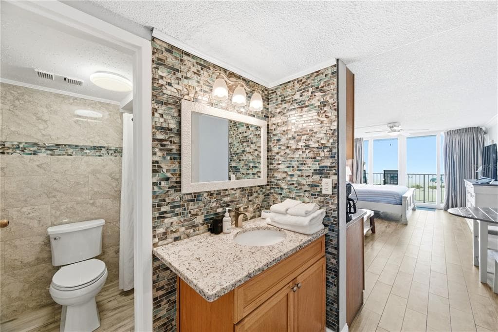 9980 GULF BOULEVARD 211 photo 13