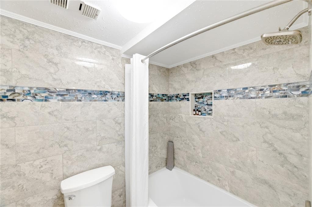 9980 GULF BOULEVARD 211 photo 12