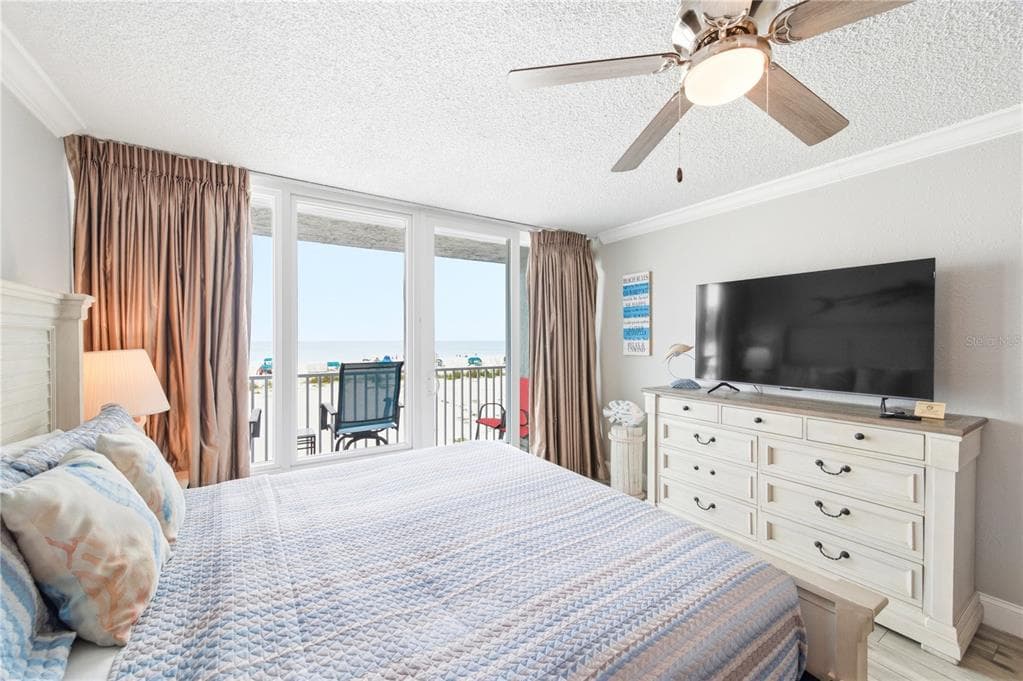 9980 GULF BOULEVARD #211 4