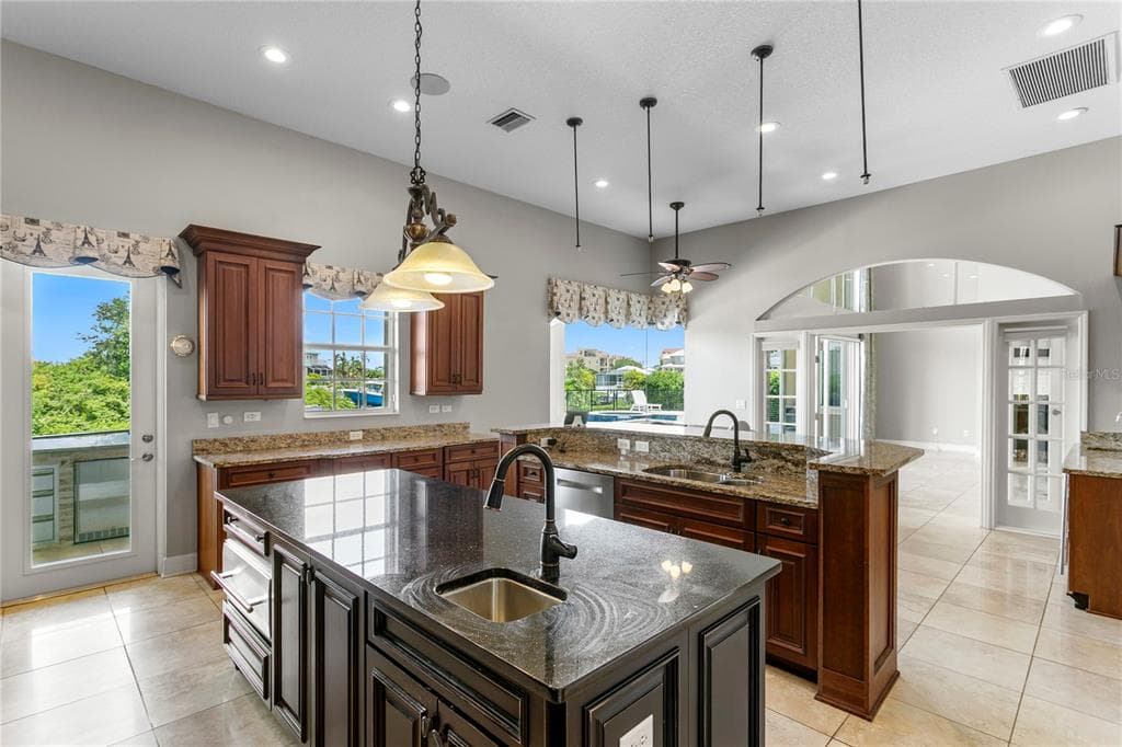 6459 RUBIA CIRCLE photo 22