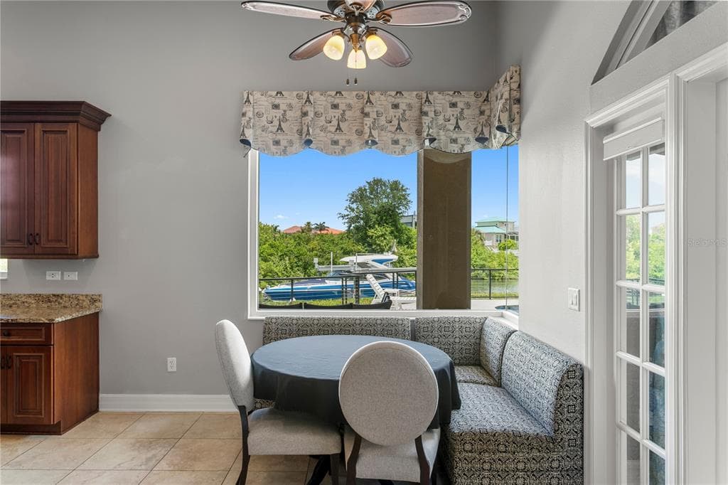 6459 RUBIA CIRCLE photo 14