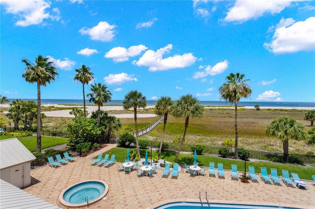 1250 GULF BOULEVARD 302 photo 15