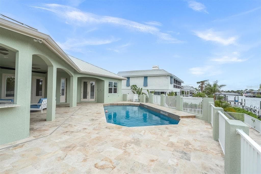 811 BIRDIE WAY photo 21