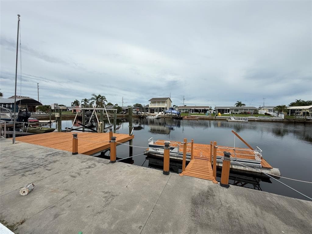 12739 3RD ISLE 2