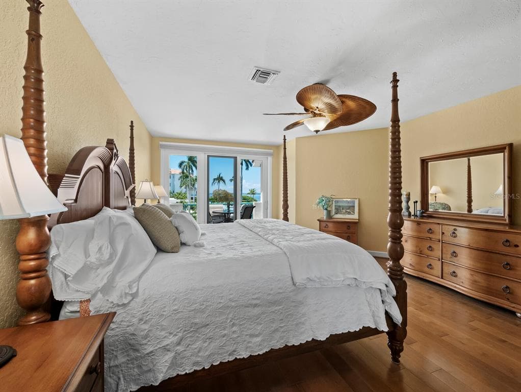 350 GULF OF MEXICO DRIVE 213 photo 21