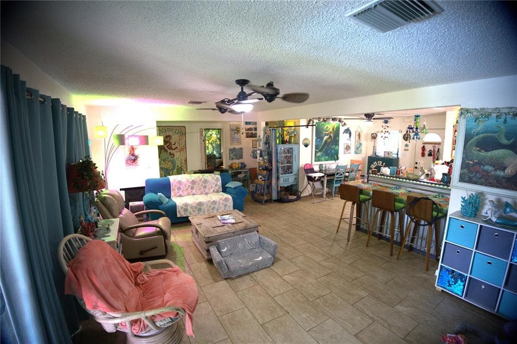 915 DEMPSEY STREET photo 18