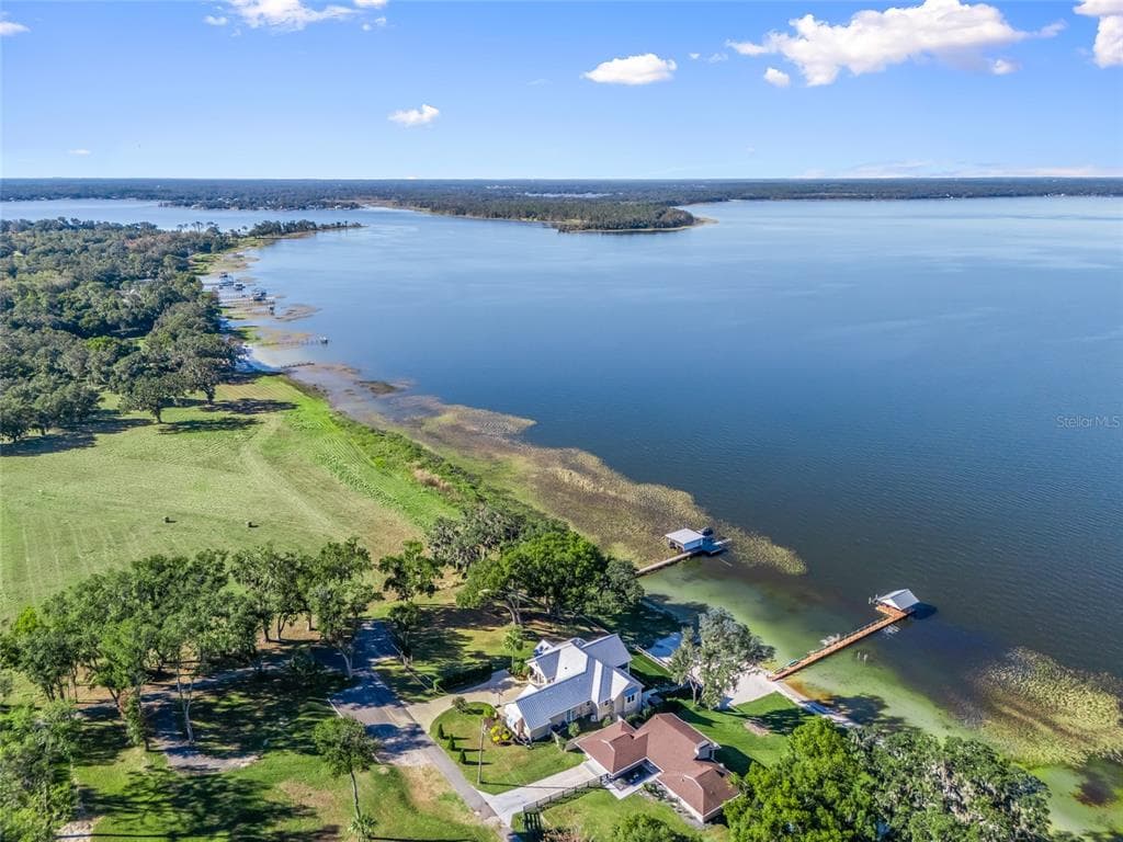 12943 SE SUNSET HARBOR ROAD 3